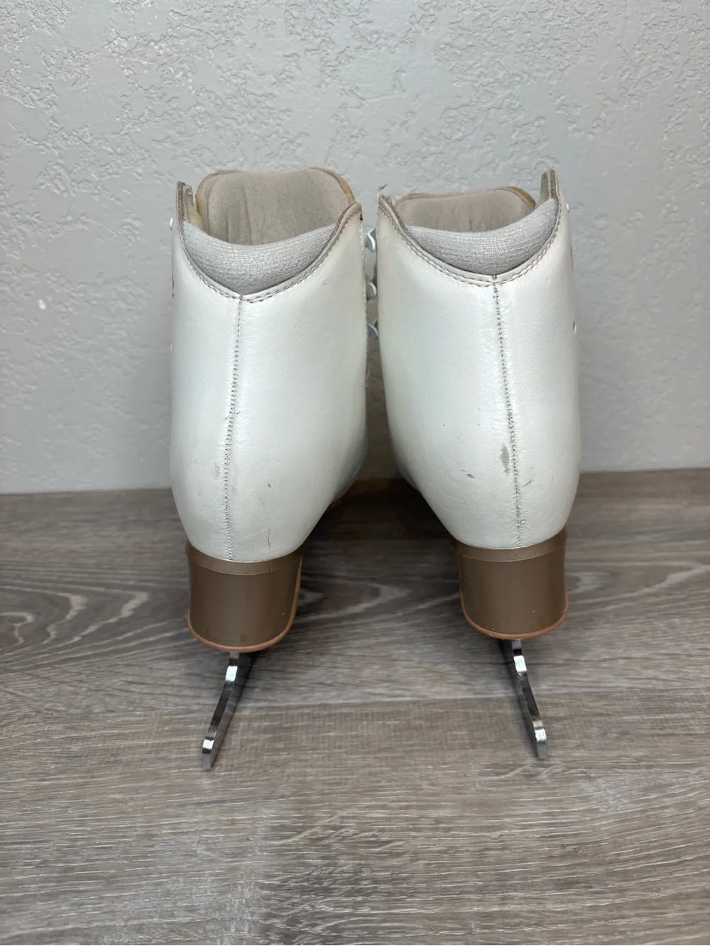 Edea Overture White Figure Skates 230 C w/ John Wilson Coronation Ace Blades